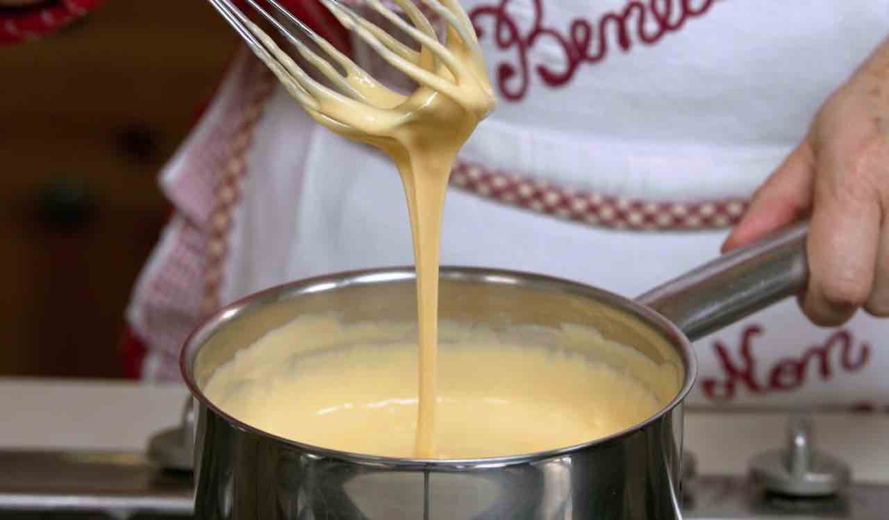 crema al formaggio