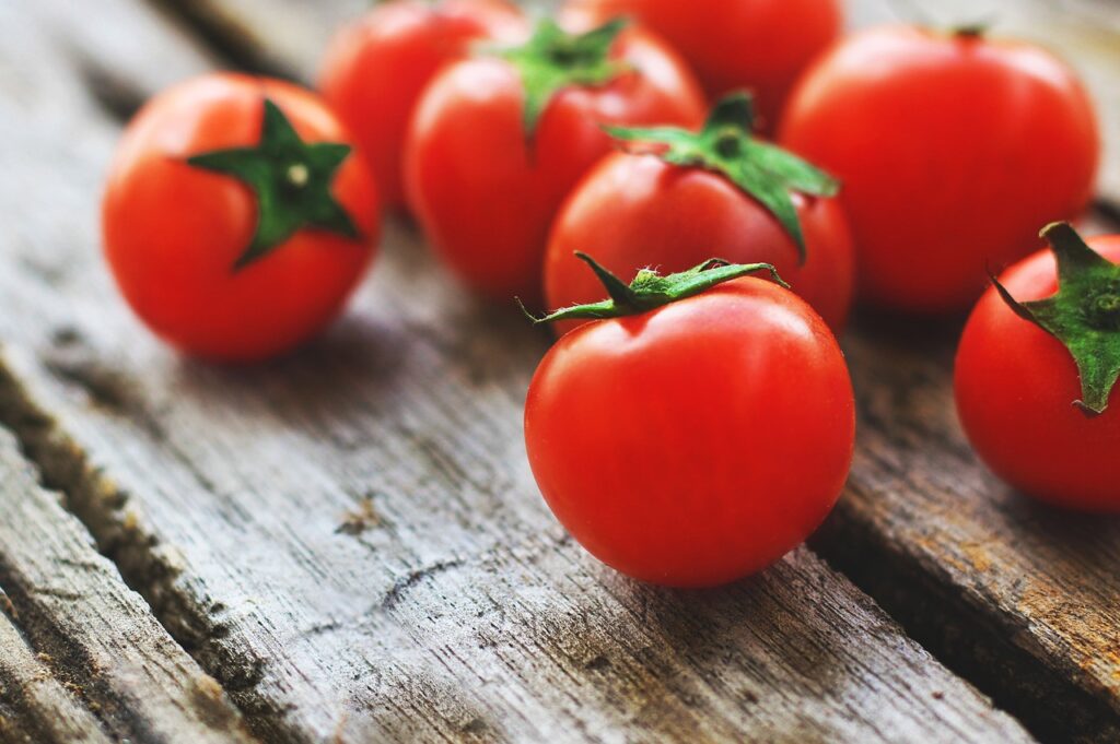 Cosa succede a chi mangia melograni e pomodori per colesterolo e glicemia alta? Incredibile