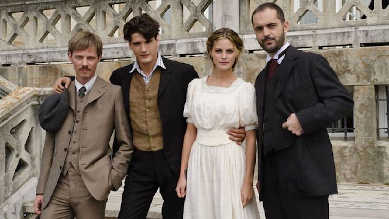 Replica e streaming Grand Hotel 12 agosto 2022