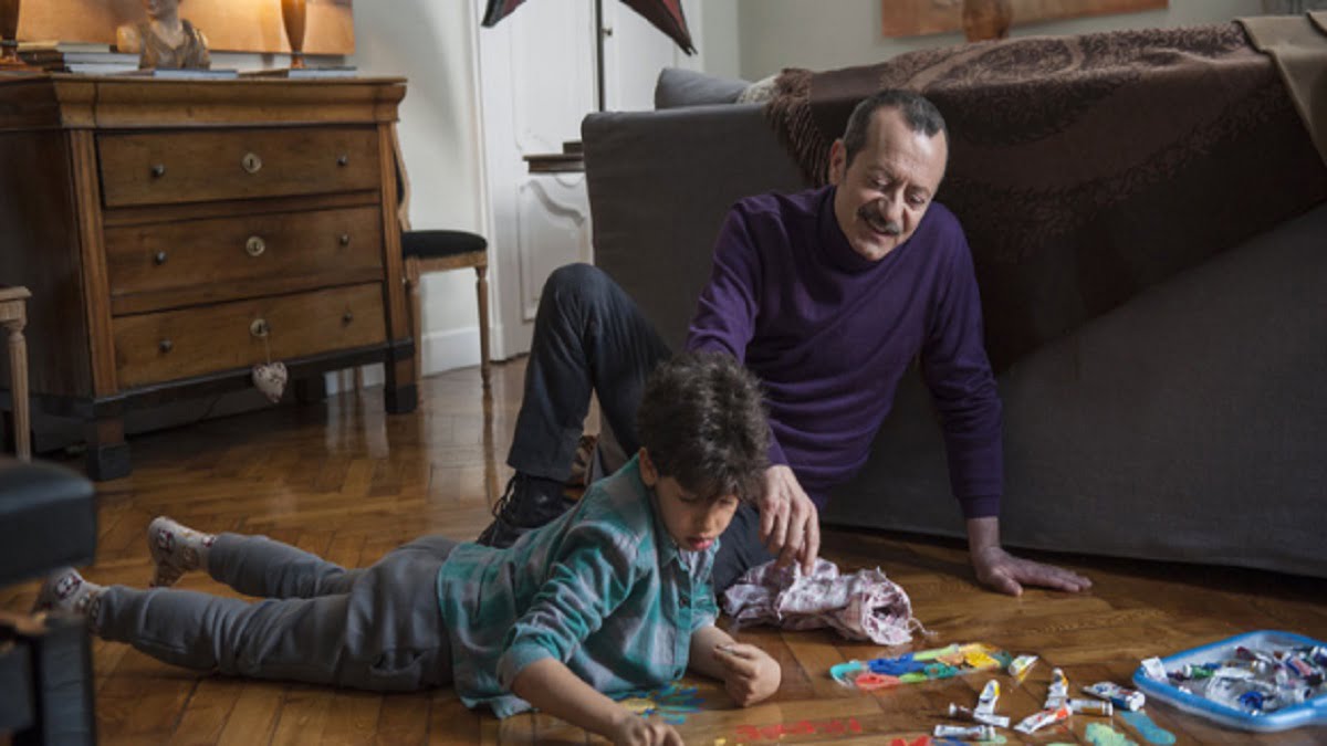 Una scena di Tu mi nascondi qualcosa