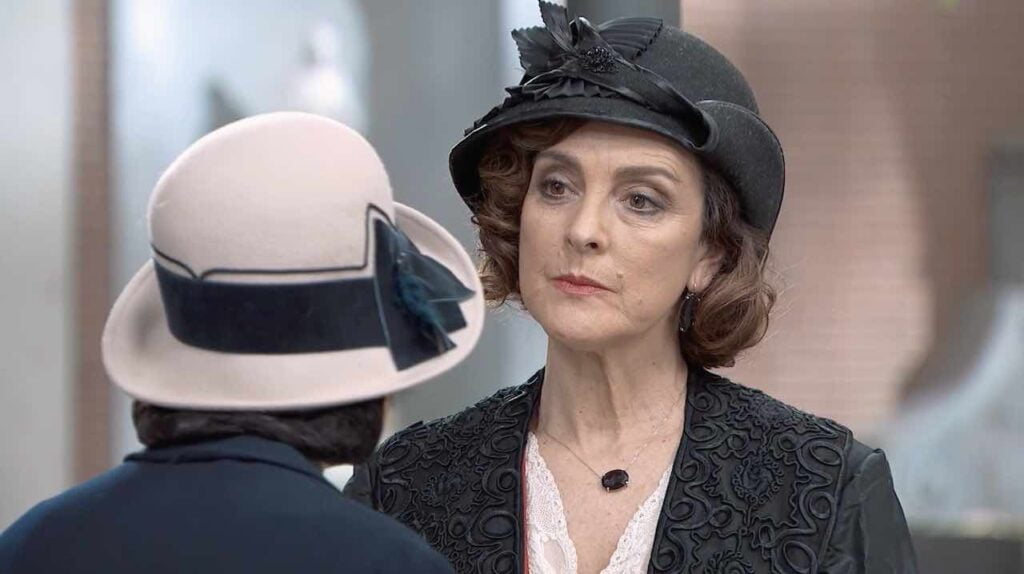 Replica Una Vita in streaming, puntata del 4 novembre 2022 | Video Mediaset