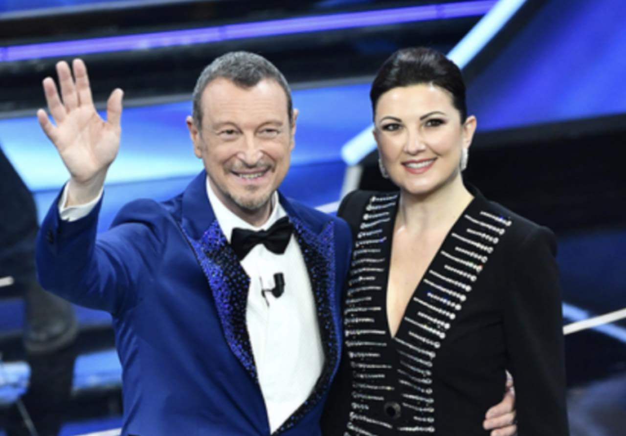 Giovanna Civitillo, chi è la moglie di Amadeus età, figlio, altezza, dove vive, lavoro e come