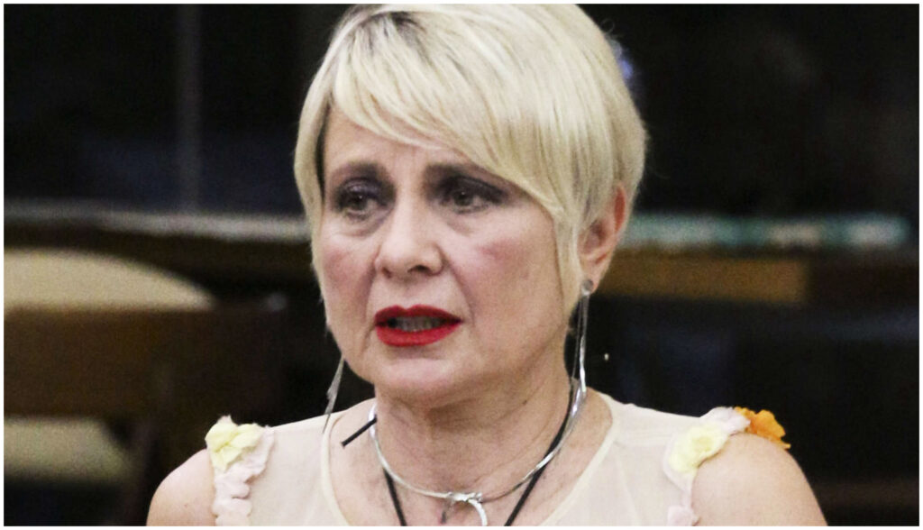 Grande Fratello Vip, il dramma di Antonella Elia: la confessione sulla morte del padre che la segna per sempre